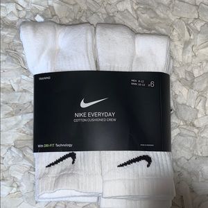 Nike DRI-FIT Long Socks